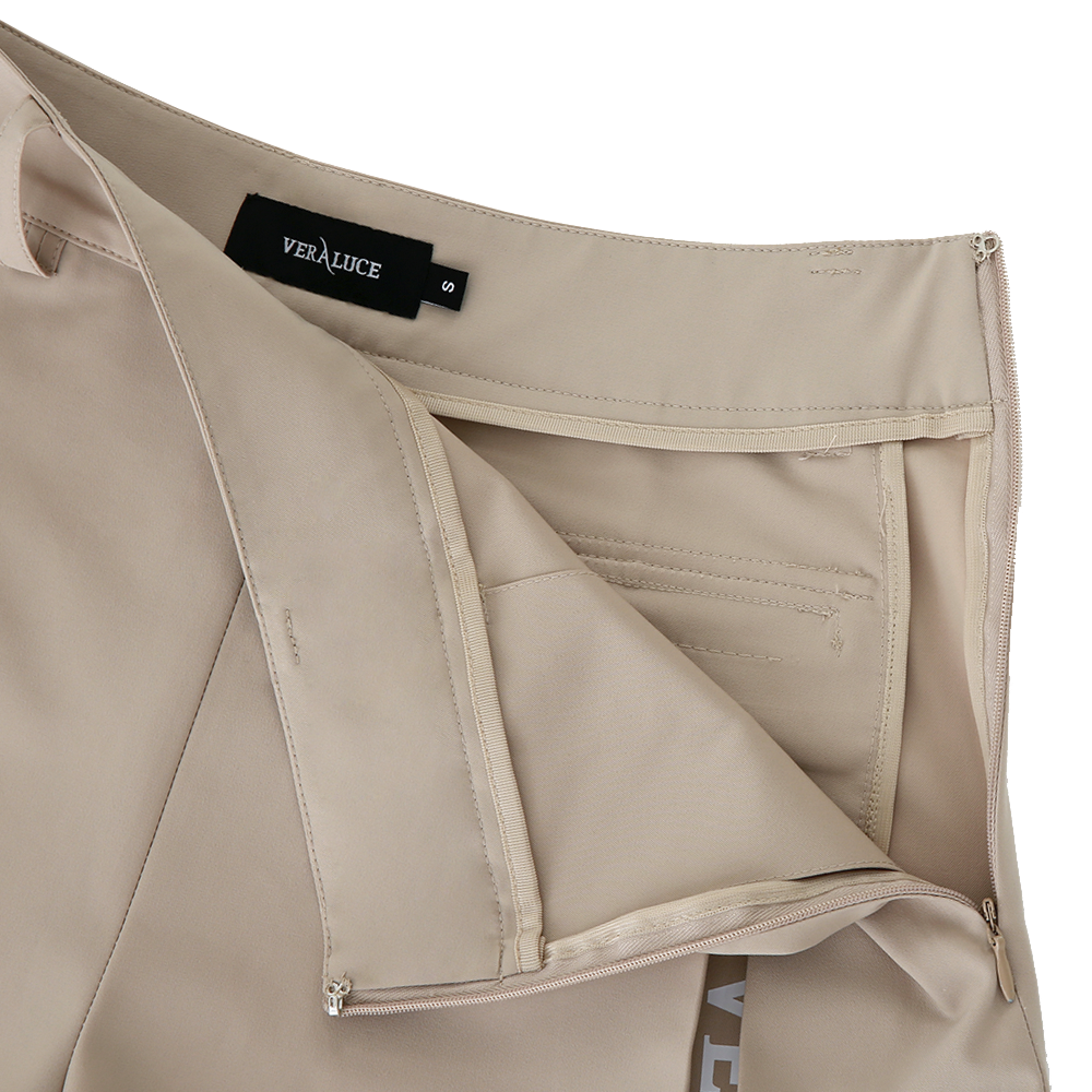 VERALUCE Golf Luna Solid Line Short Pants Beige
