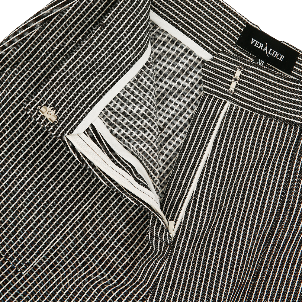 VERALUCE Golf Muses Stripe Short Pants Black